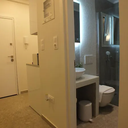 Apartment Cozy At Panormou Metro, Center